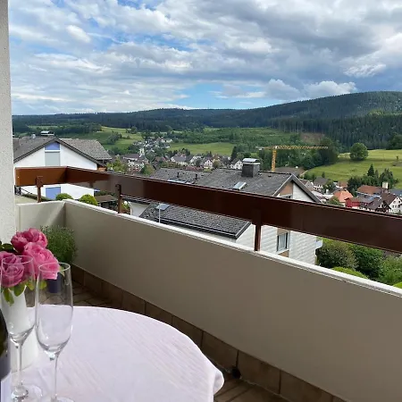 Апартаменты Schwarzwaldblick In *